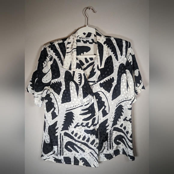 Vintage 80s blank/white funky print button up shirt sleeve blouse - Picture 1 of 7